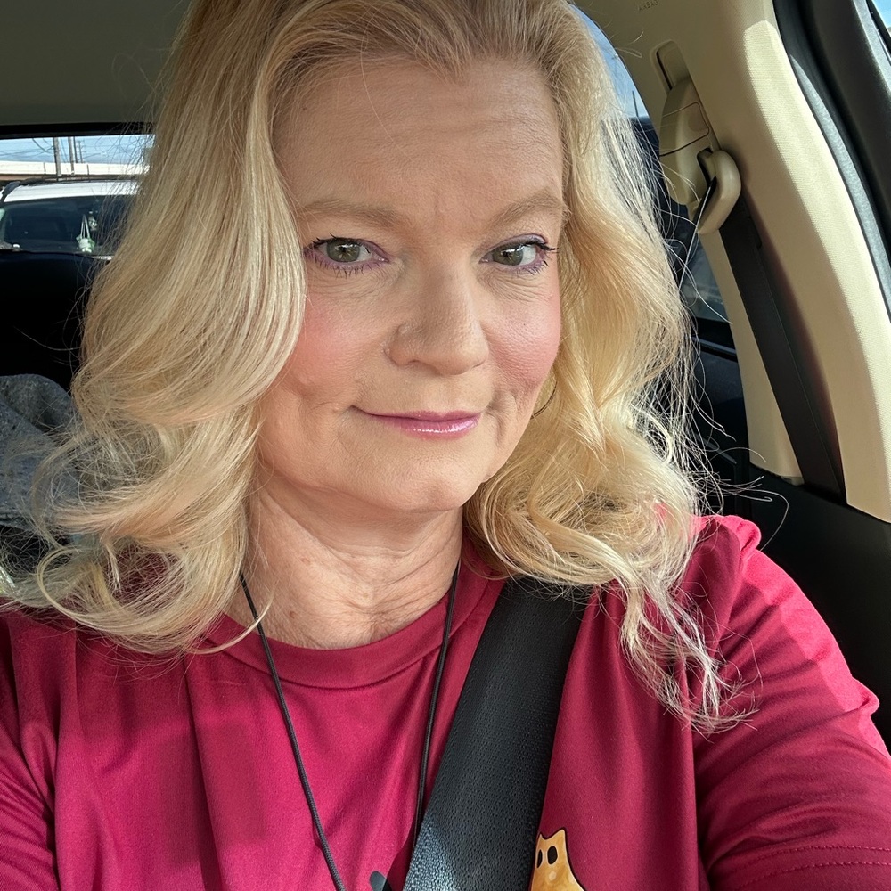 Meet your Posher, Jeannie